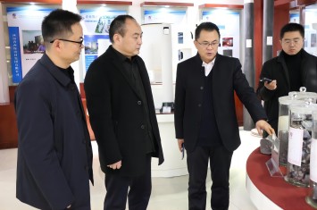 南阳日报社“春涌南阳”大型采访活动走进星空平台（中国）官方网站集团